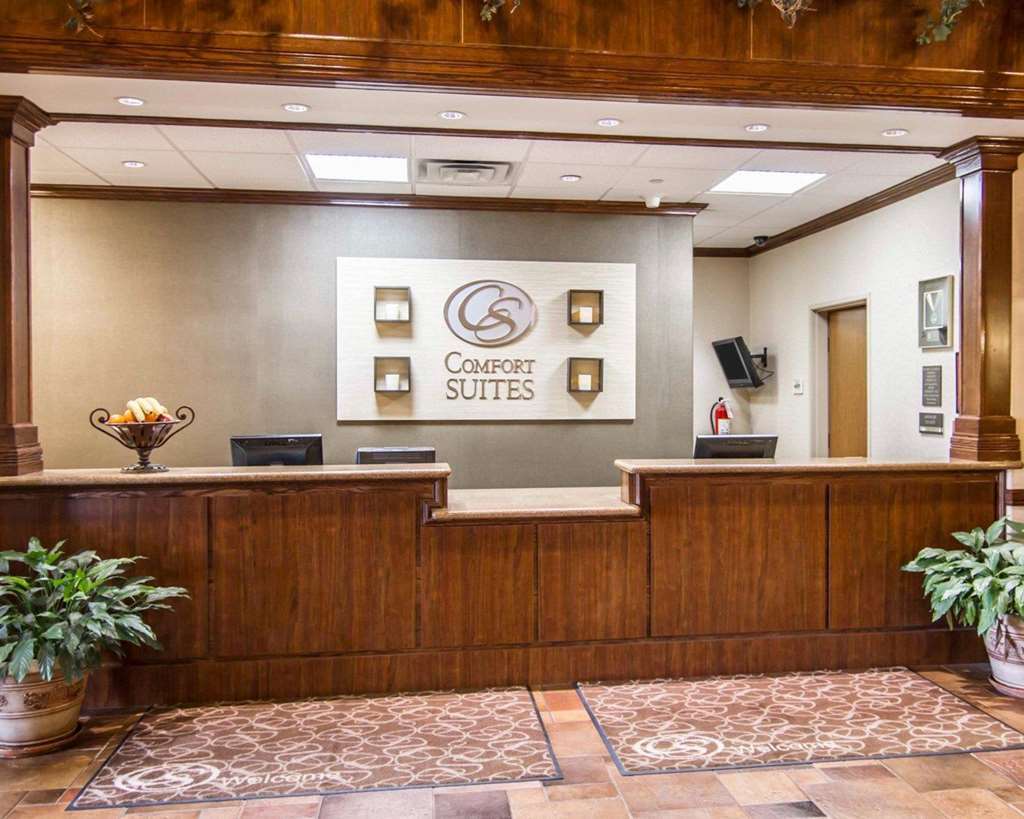 Comfort Suites Marshall Exterior photo